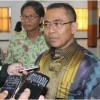 Ketua Bidang Pengawasan Hakim dan Investigasi Komisi Yudisial (KY) RI, Eman Suparman saat diwawancara sejumlah wartawan usai menjadi pembicara pada kuliah umum bagi mahasiswa Fakultas Hukum Universitas Kuningan di Gedung Student Center Uniku